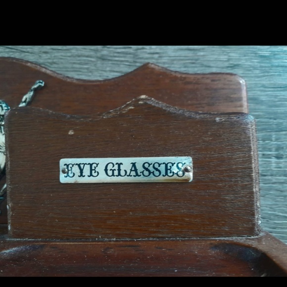 Vintage Wooden Wallet and Eye Glasses Stand Tennis Serve  Brown - Picture 4 of 6